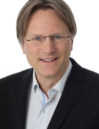 Prim. DI Dr. Daniel Doberer, MMn