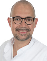 OA Dr. Martin Stultschnig