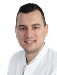 Ass. Dr. Tesic Momcilo