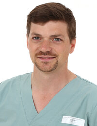 OA Dr. Michael Müller-Eggenberger