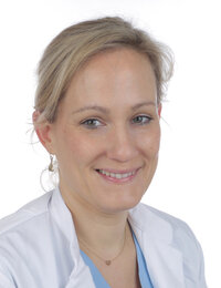 OÄ Dr. Simone Leustik