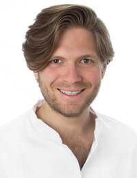 Ass. Dr. Simone Oliver Senica