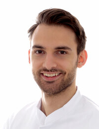 OA Dr. Bernhard Raunik