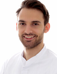 OA Dr. Bernhard Raunik