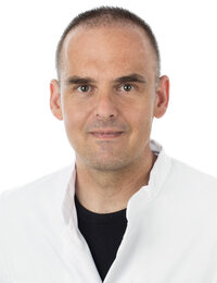 Dr. Heidler