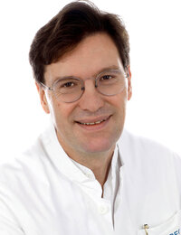 Prim. Prof. Dr. Bernhard Lange-Asschenfeldt